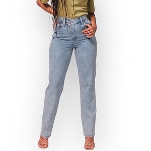 Abercrombie & Fitch Curve Love Ultra High Rise 90s Straight Denim Jeans